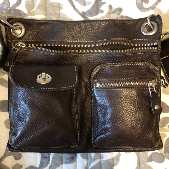 Roots village bag. - Picture 4 of 5